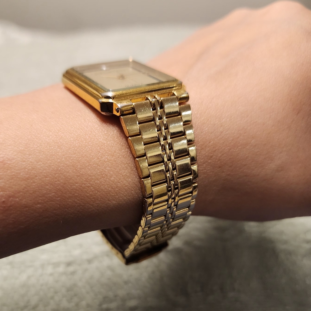 Halston Gold Quartz Watch - Picture 4 of 7
